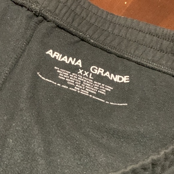 Ariana Grande Black Positions Sweatpants - Picture 3 of 3